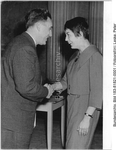 Berlin, Hans Bentzien, Ellen Tiedtke
