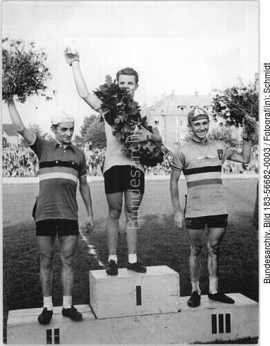 Halle, DDR-Radrundfahrt, Eckstein, Hagen, Verpaelt