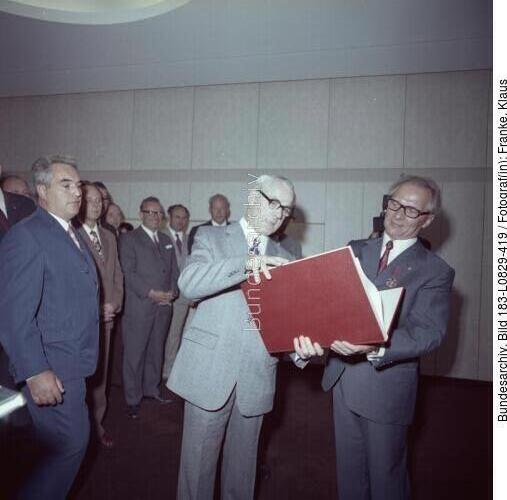 Berlin, 60. Geburtstag Erich Honecker