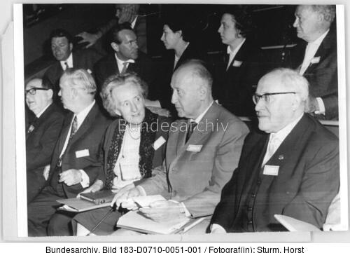 Helsinki, Budzislawski, Kuckhoff, Minetti, Mitzenheim, Norden, Scheer, Strauss, Willmann