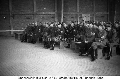 München, SS-Kaserne, Besuch Himmler