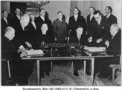 Bonn, Vertrag über Militärseelsorge