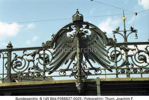 Berlin, Weidendammer Brücke
