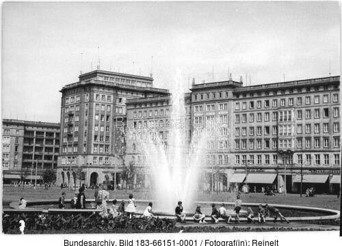 Magdeburg, Wilhelm-Pieck-Allee