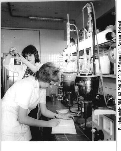 Halle, Thiuram aus dem VEB Chemiekombinat Bitterfeld