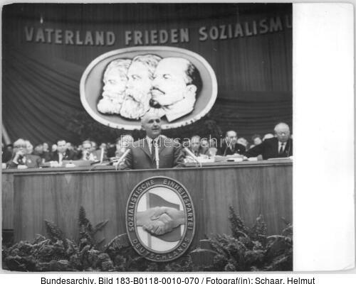 Berlin, VI. SED-Parteitag, 4.Tag