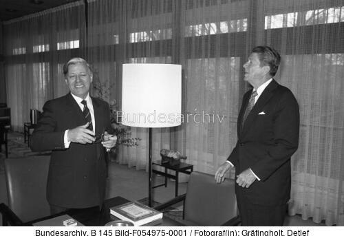 Bonn, Helmut Schmidt, Ronald Reagan