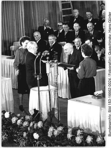 Victor Klemperer erhält Nationalpreis