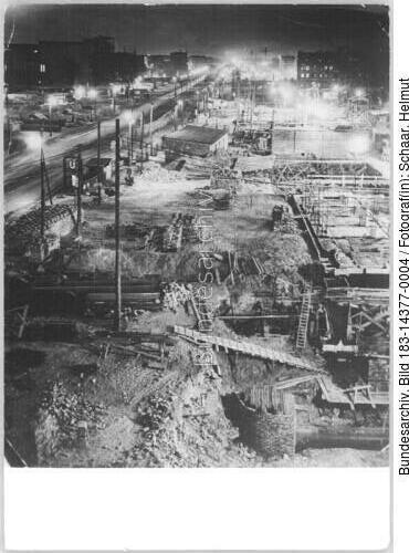 Berlin, Bau Karl-Marx-Allee, Bauarbeiten
