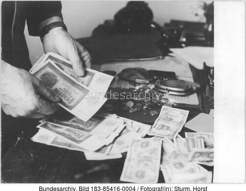 Berlin, DDR-Zoll, beschlagnahmte Zahlungsmittel
