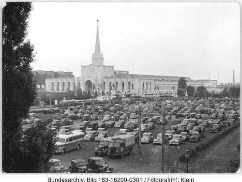 Leipzig, Herbstmesse, Pavillon der Sowjetunion, <span class="match">parkplatz</span>