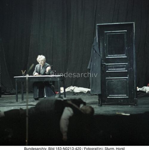 Berlin, Oper "Einstein", Szenenbild