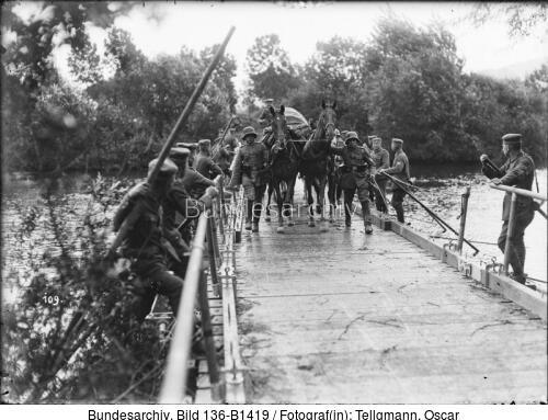 Reichswehrmanöver, 12. (Sächsisches) Reiter-Regiment, Pontonbrücke