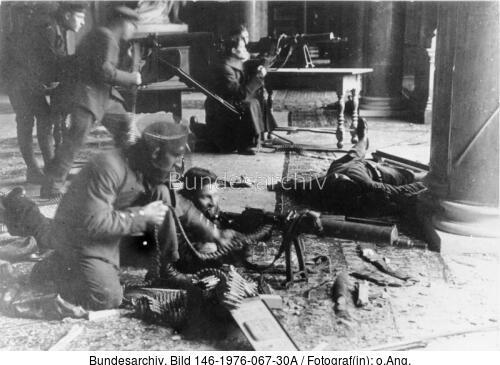 Revolution in Berlin, Soldaten im Kampf