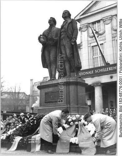 Weimar, Goethe-Schiller-Denkmal