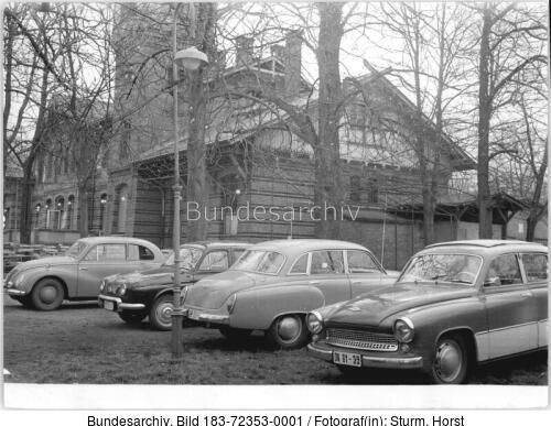 Berlin, Treptow,  Gaststätte "Eierhäuschen"