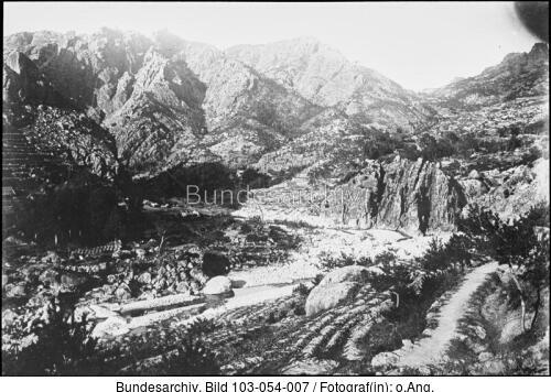 Tsingtau, Lauschangebirge