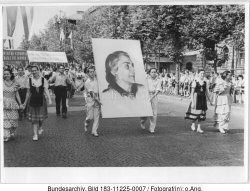 Budapest, II. Weltfestspiele, Festumzug, spanische Delegation