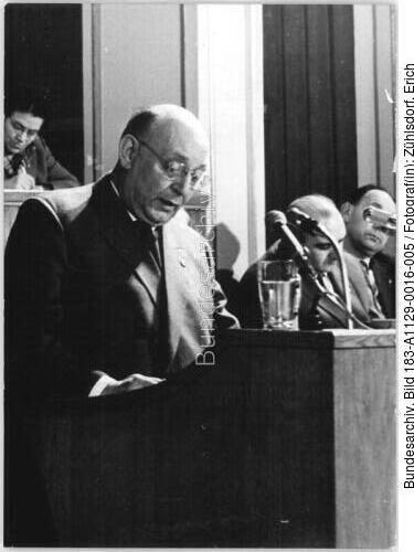 Berlin, 25. Volkskammersitzung, Willy Rumpf