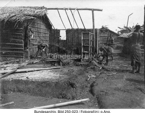 Kamerun, Bertoua, Abbruch Faktorei