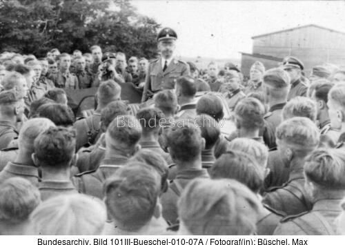Russland, Himmler bei Angehörigen der Waffen-SS