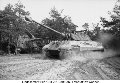 Frankreich, Panzer VI (<span class="match">Tiger II</span>, Königstiger)