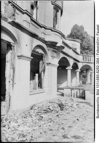 Slowakai, Kunerad, Schlossruine