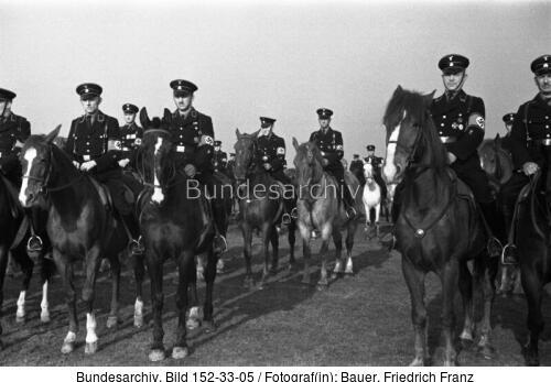 Mannheim, Besuch Heinrich Himmler, Reiter-SS