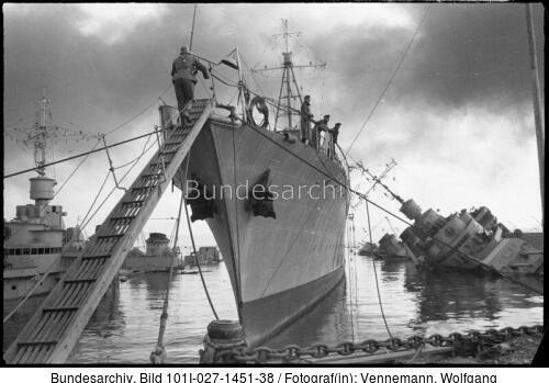 Toulon, französische Kriegsschiffe