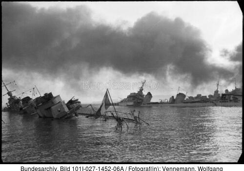 Toulon, französische Kriegsschiffe
