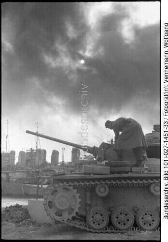 Toulon, französisches Kriegsschiff, Panzer III