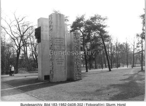 Berlin-Pankow, Denkmal Julius Fucik