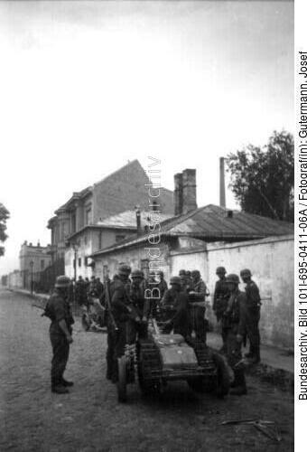 Warschauer Aufstand, Soldaten mit Goliath