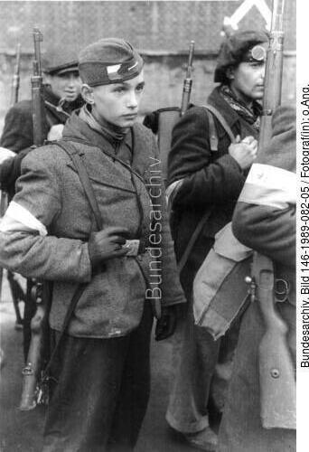 <span class="match">Warschauer Aufstand</span>, polnische Kriegsgefangene