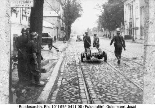 Warschauer Aufstand, Soldaten mit Goliath