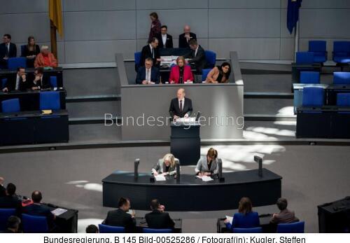 Bundeskanzler Olaf Scholz bei einer Regierungserklärung 2023