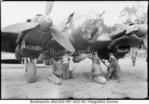 Holland, Flugzeug Heinkel He 111