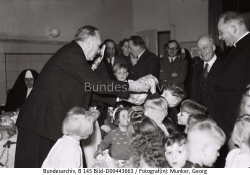 Bonn, Waisenhaus, Konrad Adenauer