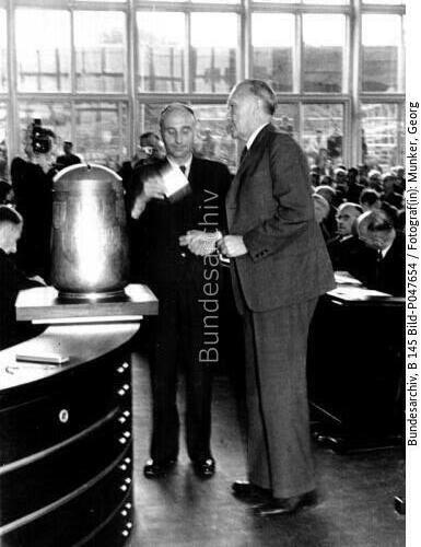 Bonn, Bundeskanzlerwahl, <span class="match">Konrad Adenauer</span>