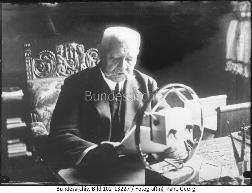 Paul v. Hindenburg