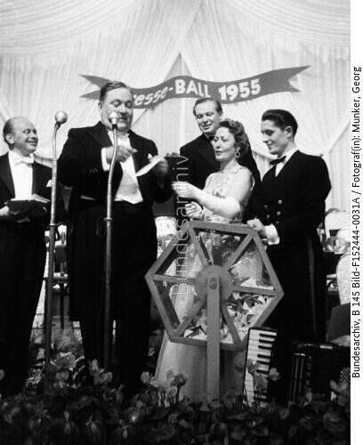 Carlo Schmid: Bundespresseball 1955