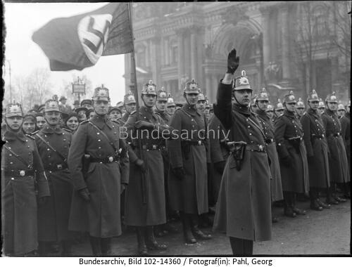 Berlin, NSDAP-Wahlkundgebung, Schutzpolizei