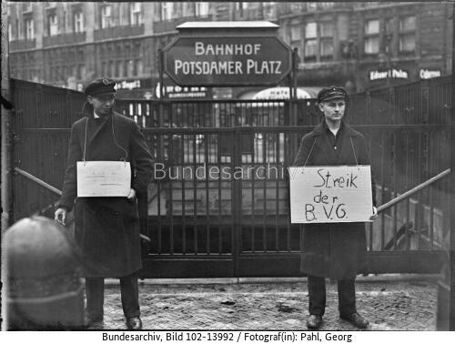 Berlin, BVG-Streik, Streikposten