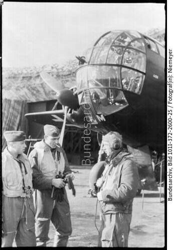 Frankreich, Flugzeug Do 217K
