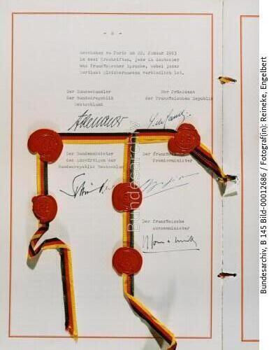 <span class="match">Vertrag über die deutsch-französische Zusammenarbeit</span> 1963