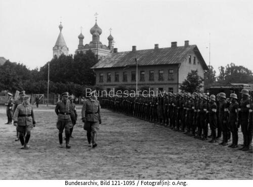 Ostfront, Besuch Kurt Daluege