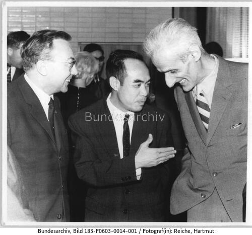 Berlin, Besuch Tran Dinh Van, Pischner, Stern