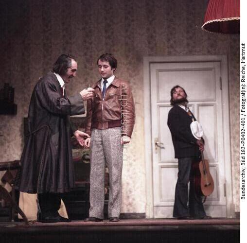 Berlin, Theaterstück "Der ältere Sohn"