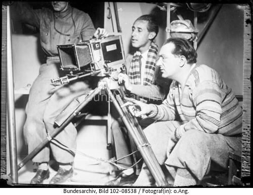 Fritz Lang bei Dreharbeiten