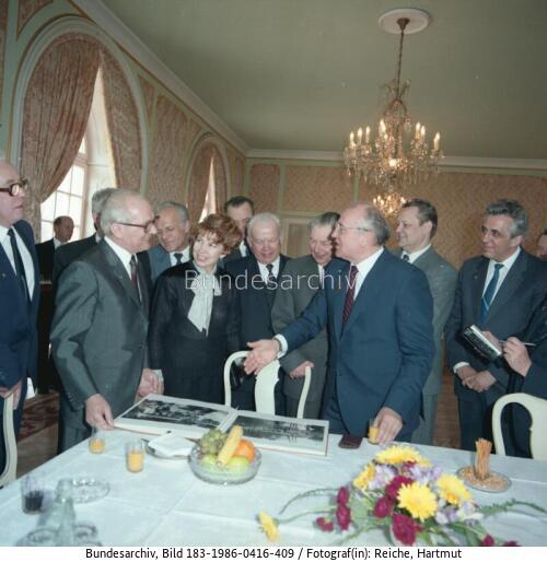 Berlin, Honecker, Gorbatschow